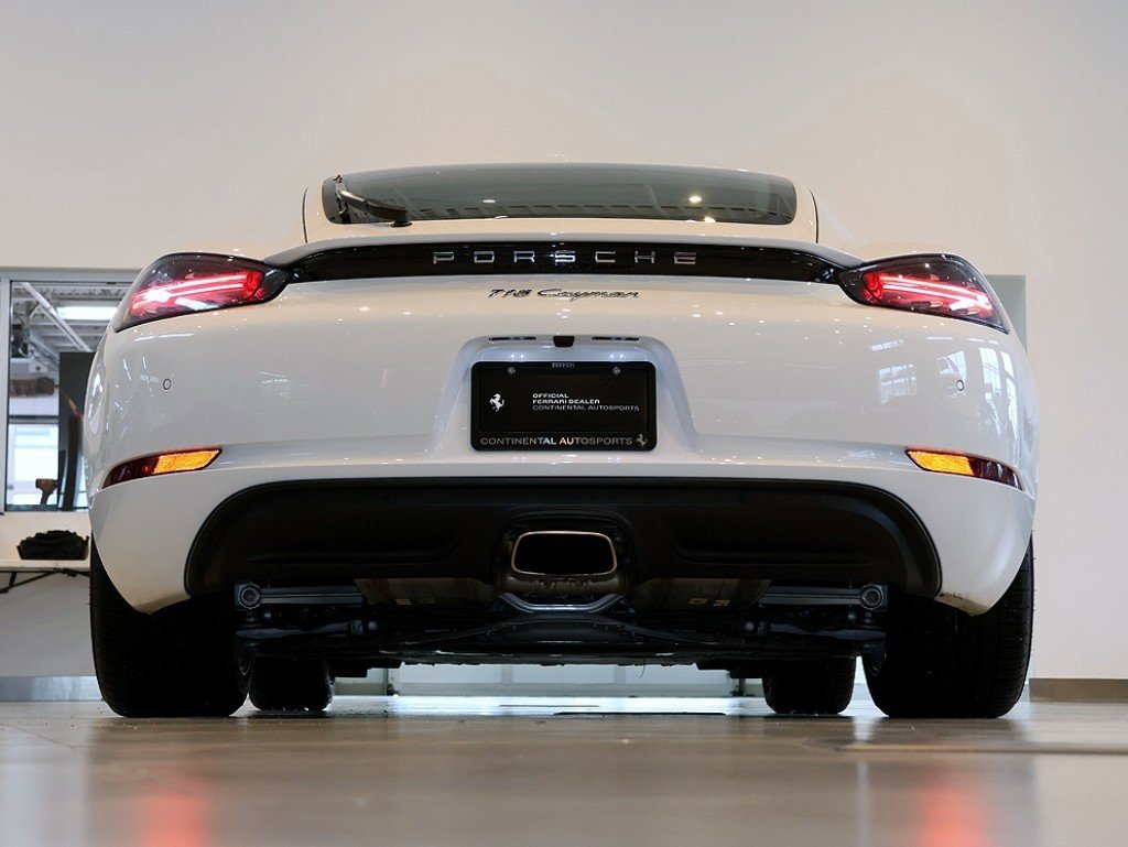 Used 2021 Porsche 718 Cayman image 28
