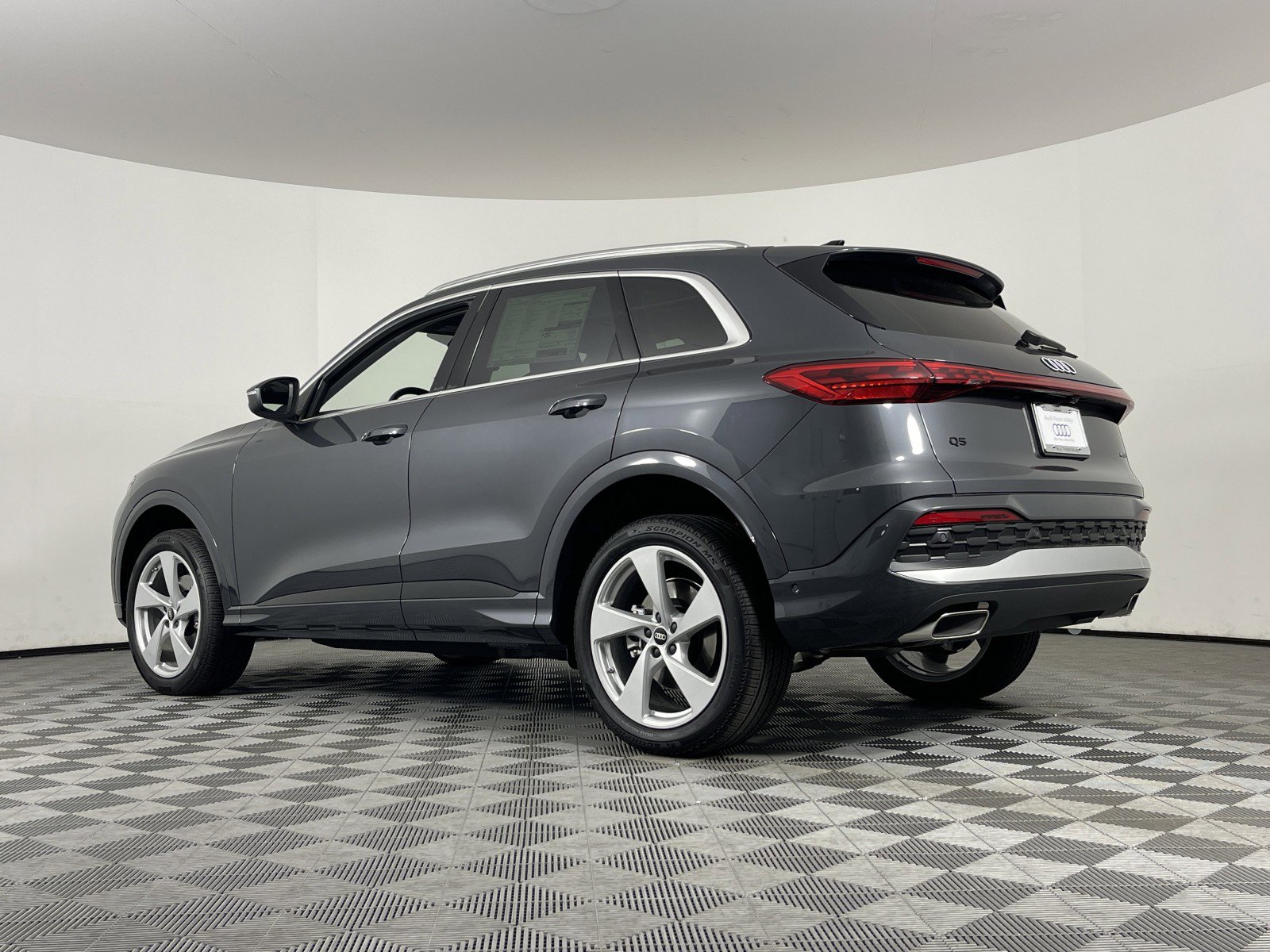 New 2025 Audi Q5 Premium Plus image 11