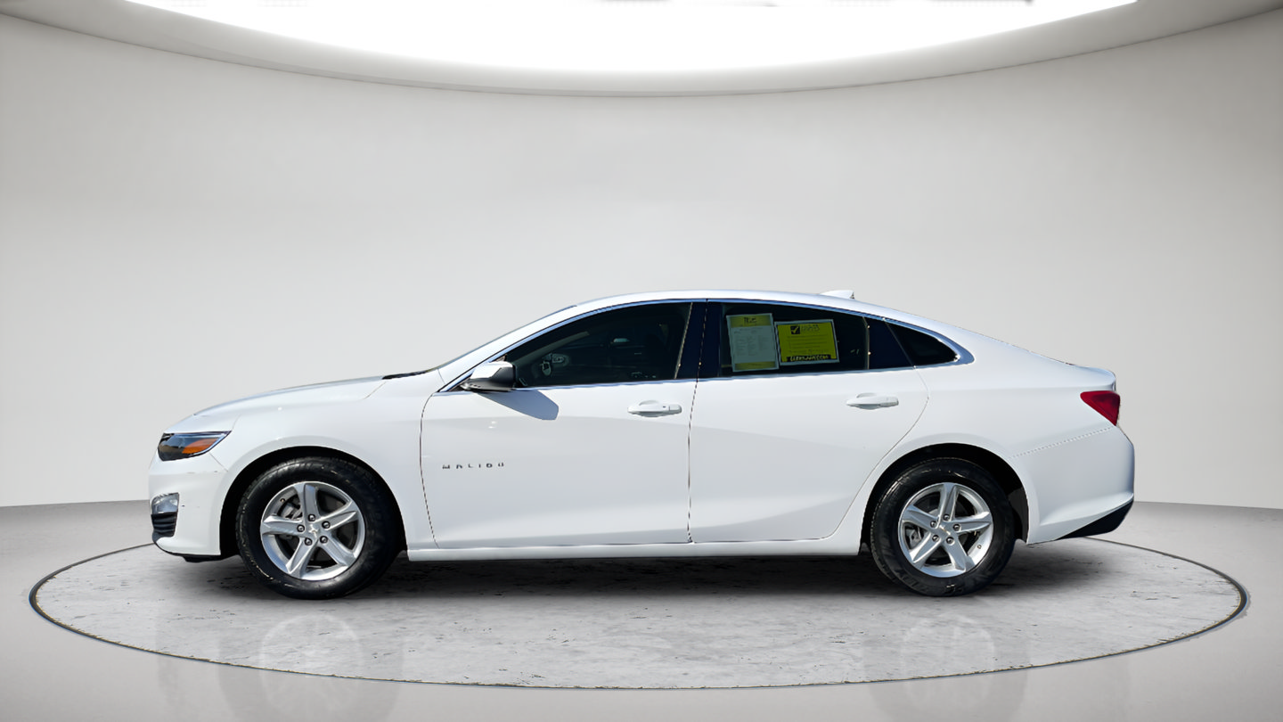 Used 2024 Chevrolet Malibu LT FWD image 8