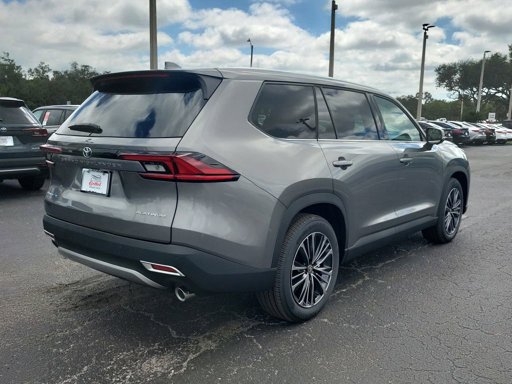 New 2026 Toyota Grand Highlander AWD Hybrid image 3