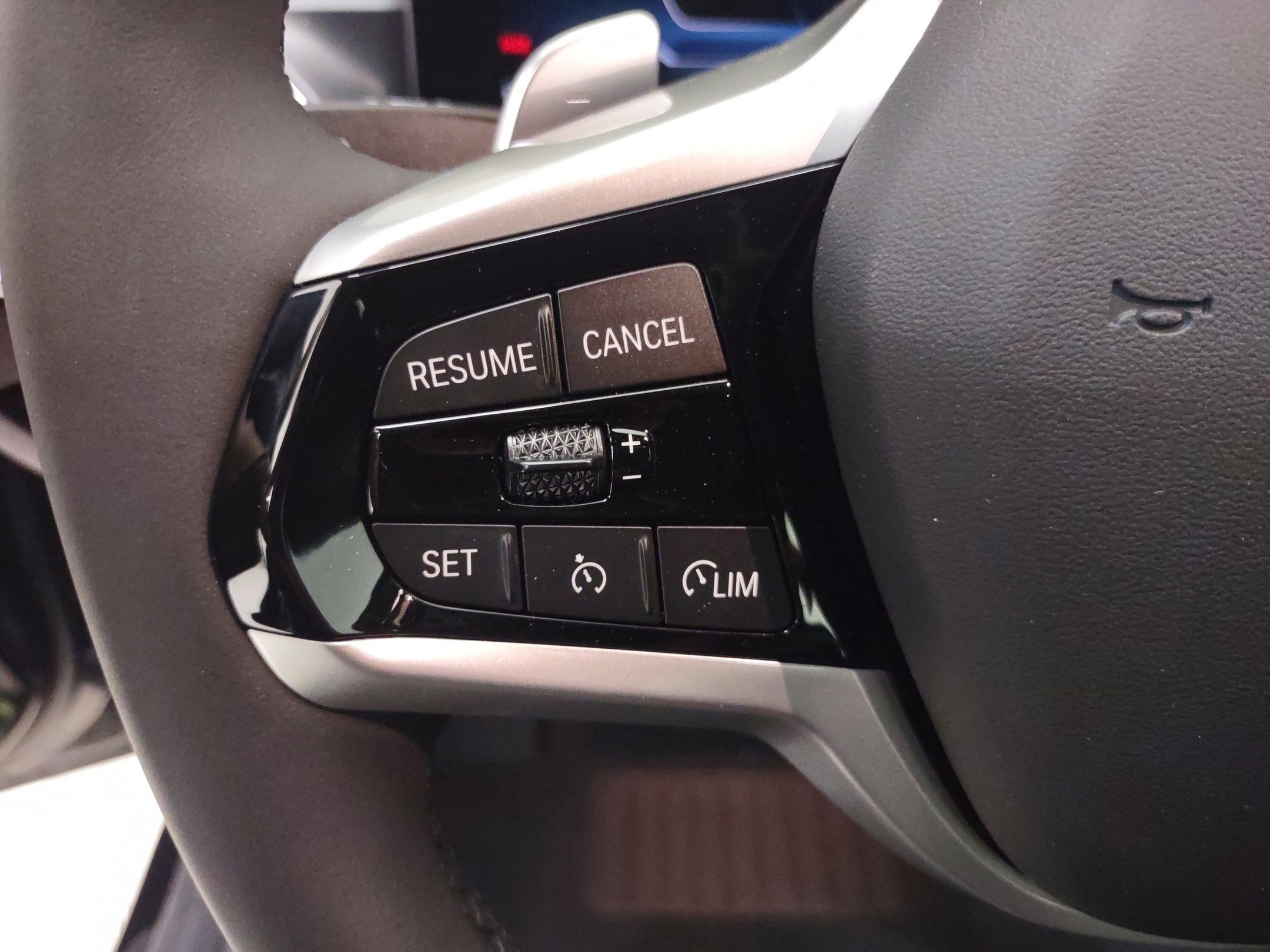 New 2026 BMW 330i Sedan w/ Convenience Package image 16