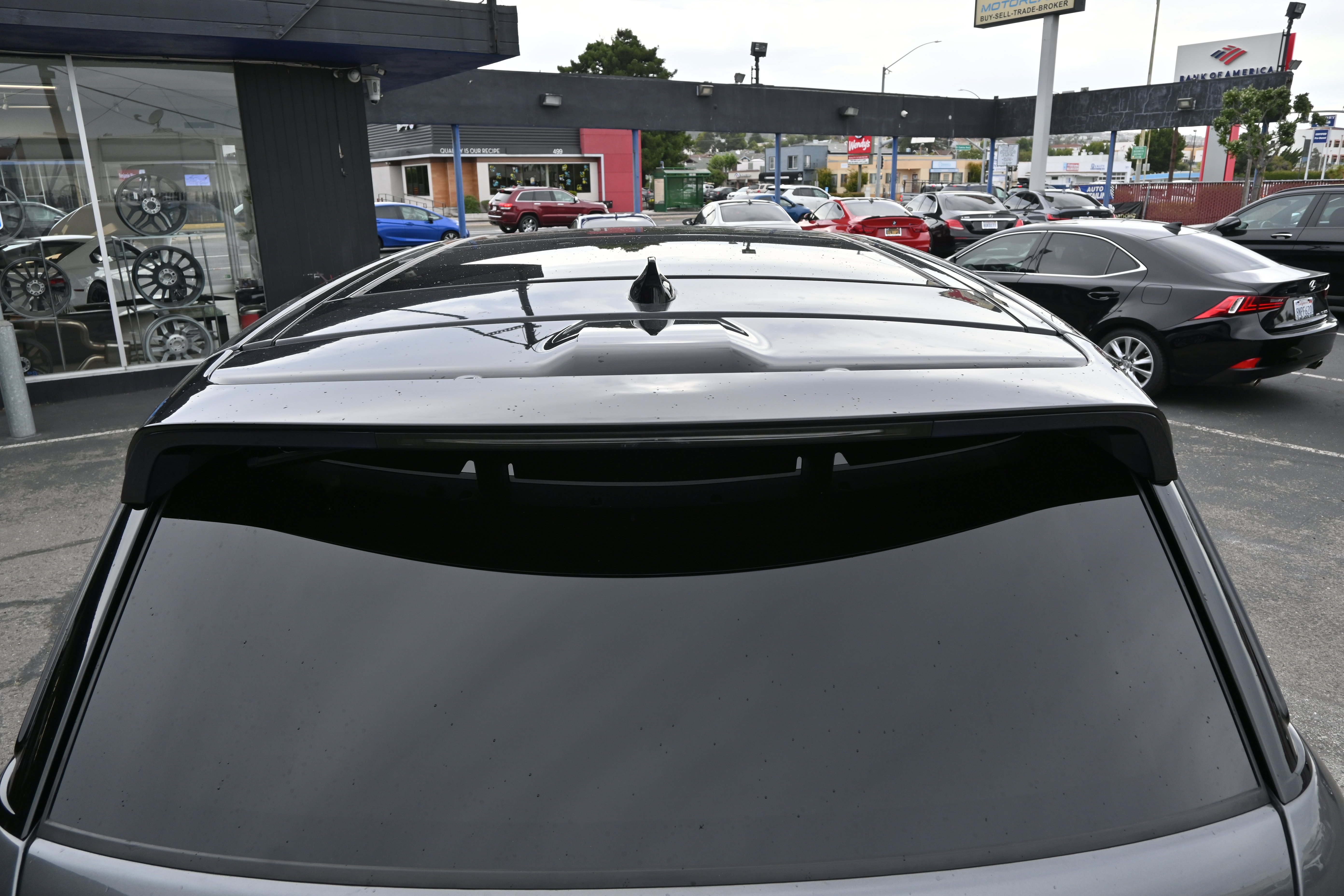 Used 2018 Land Rover Range Rover Sport HSE AWD/4WD image 37