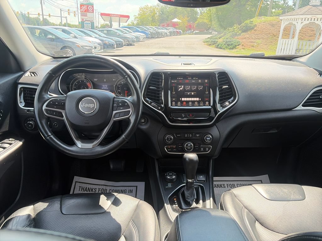 Used 2019 Jeep Cherokee Limited w/ Trailer Tow Group AWD/4WD image 13