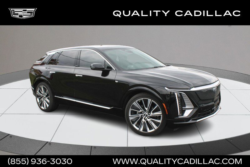 Used 2023 Cadillac Lyriq 2WD image 1