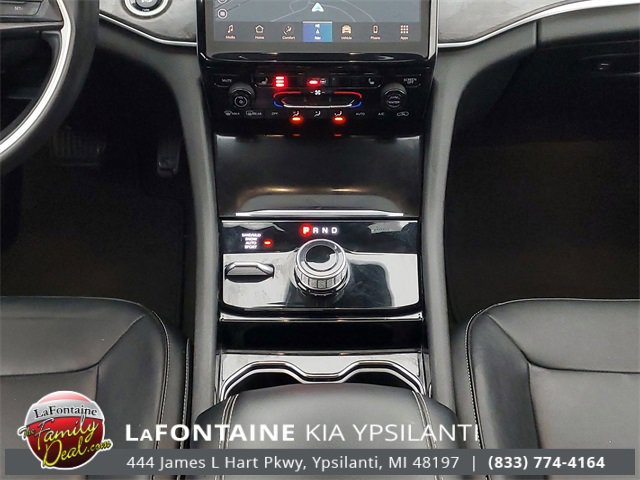 Used 2022 Jeep Grand Cherokee Limited image 25