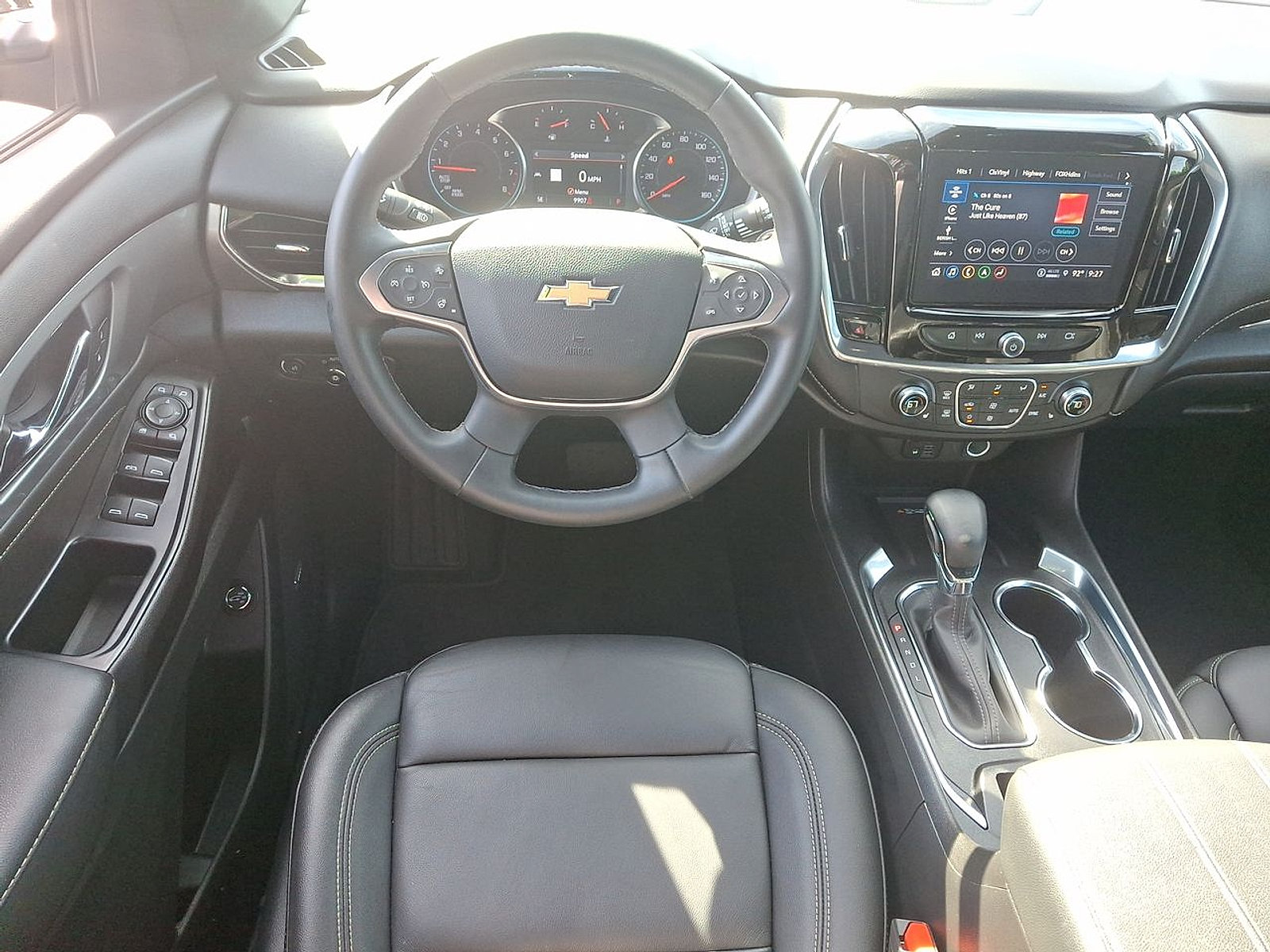 Certified 2023 Chevrolet Traverse LT w/ LT Premium Package AWD/4WD image 21