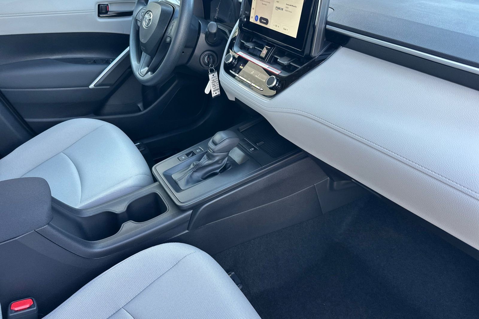 New 2026 Toyota Corolla Cross L FWD image 22