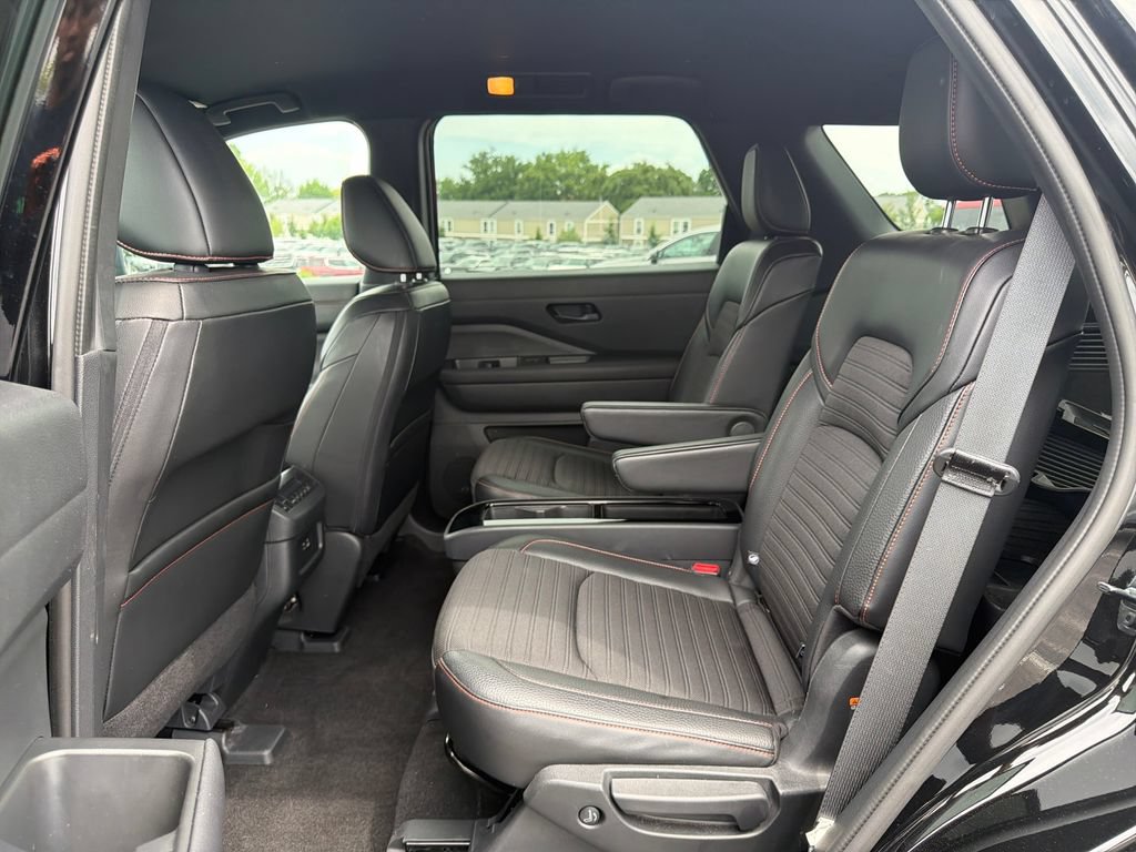 Used 2023 Nissan Pathfinder Rock Creek AWD/4WD image 25