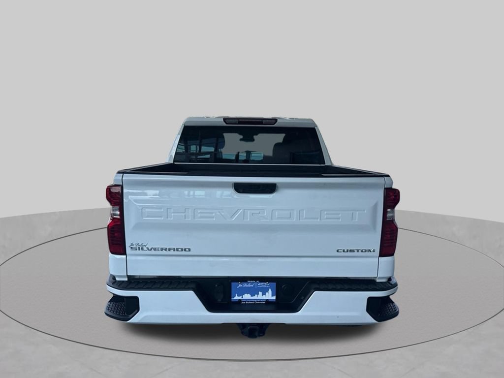 Used 2022 Chevrolet Silverado 1500 Custom AWD/4WD image 8