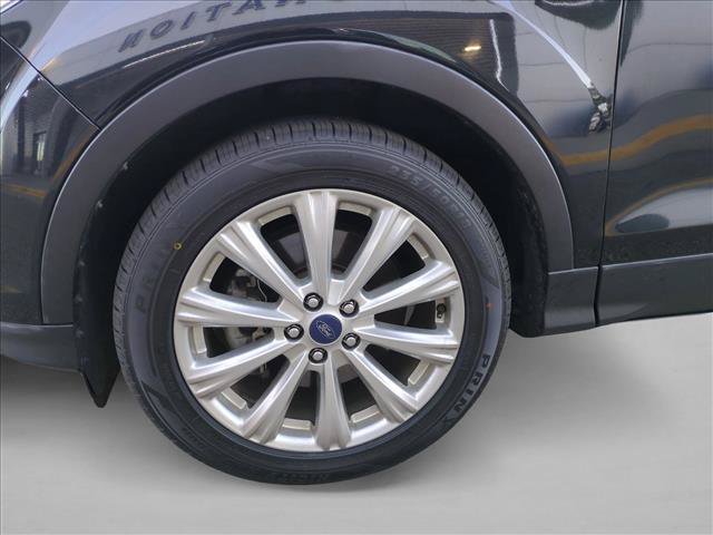 Used 2017 Ford Escape Titanium AWD/4WD image 23