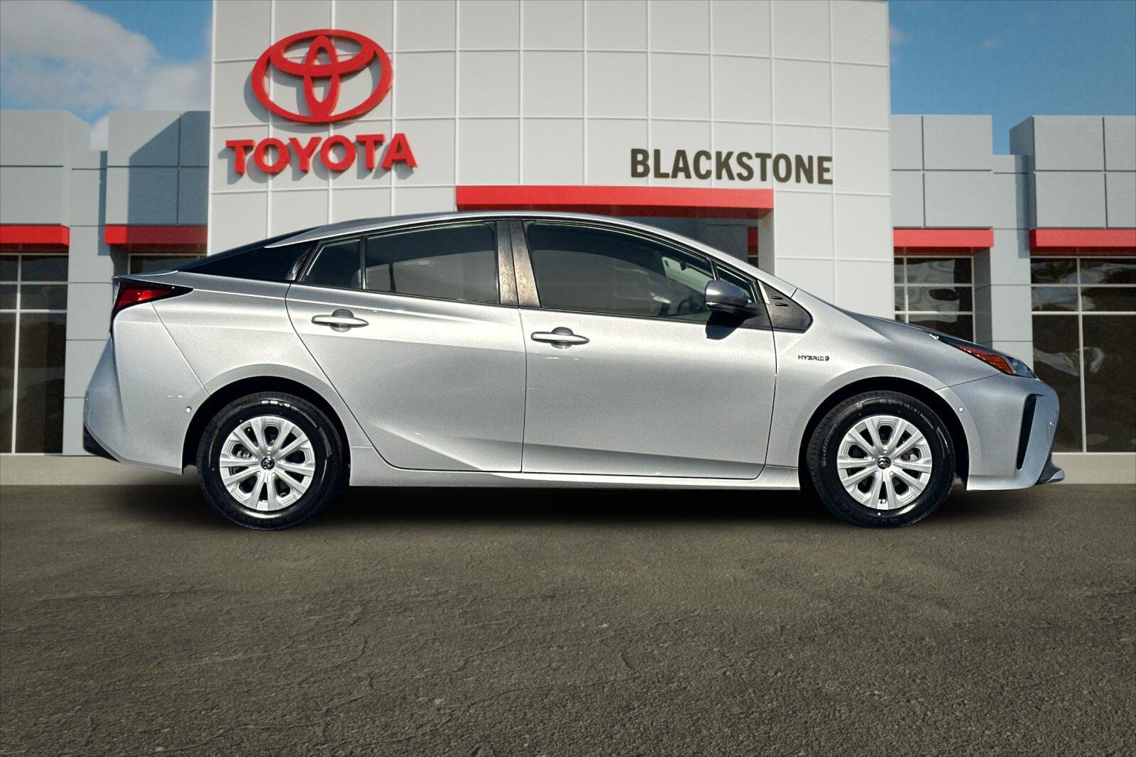 Certified 2021 Toyota Prius LE w/ Carpet Mat Package (TMS) FWD image 2