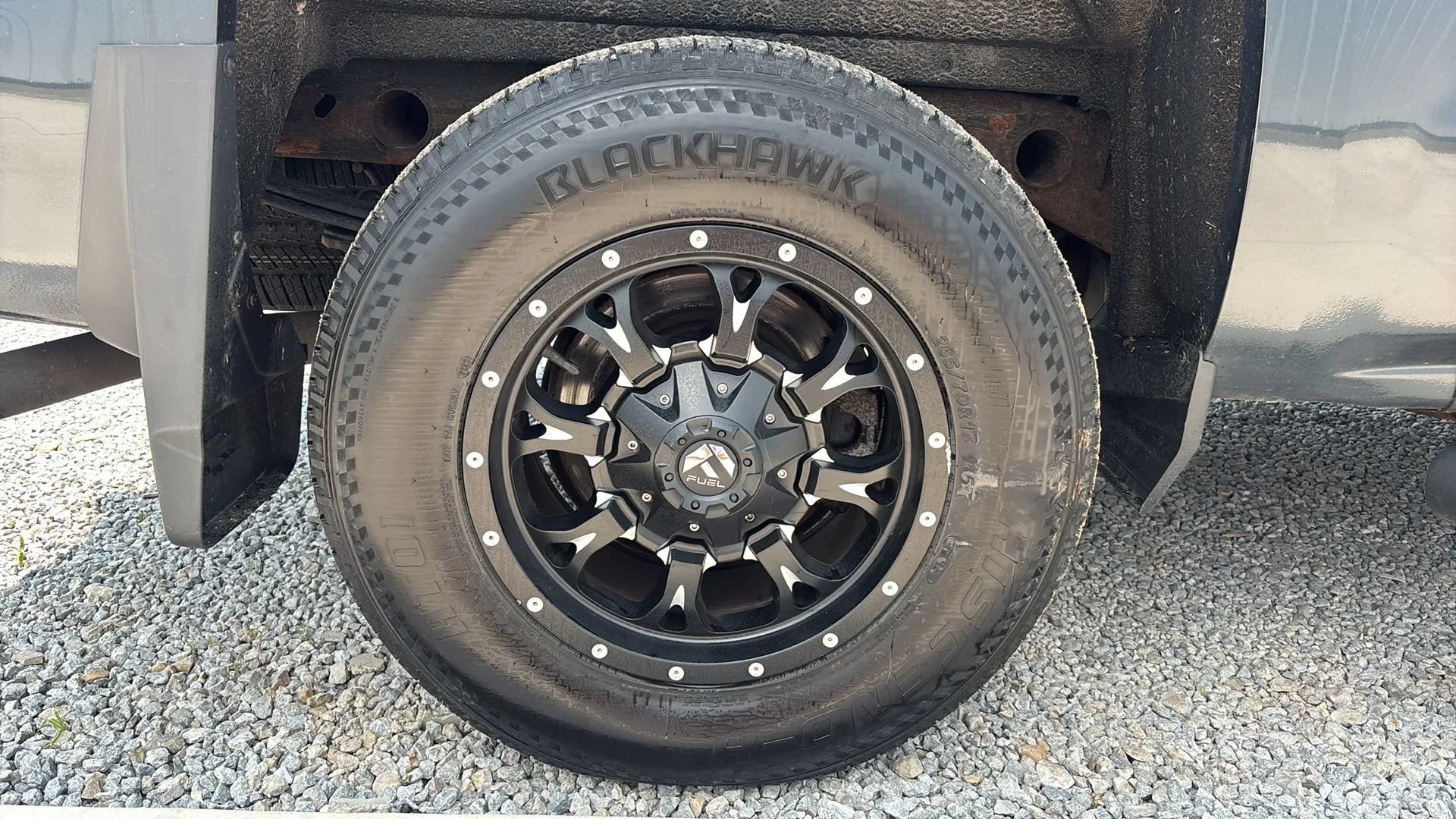 Used 2018 Chevrolet Silverado 1500 LT w/ All Star Edition AWD/4WD image 9