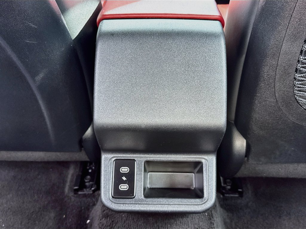 Used 2025 Kia K4 GT-Line w/ GT-Line Premium Package FWD image 30