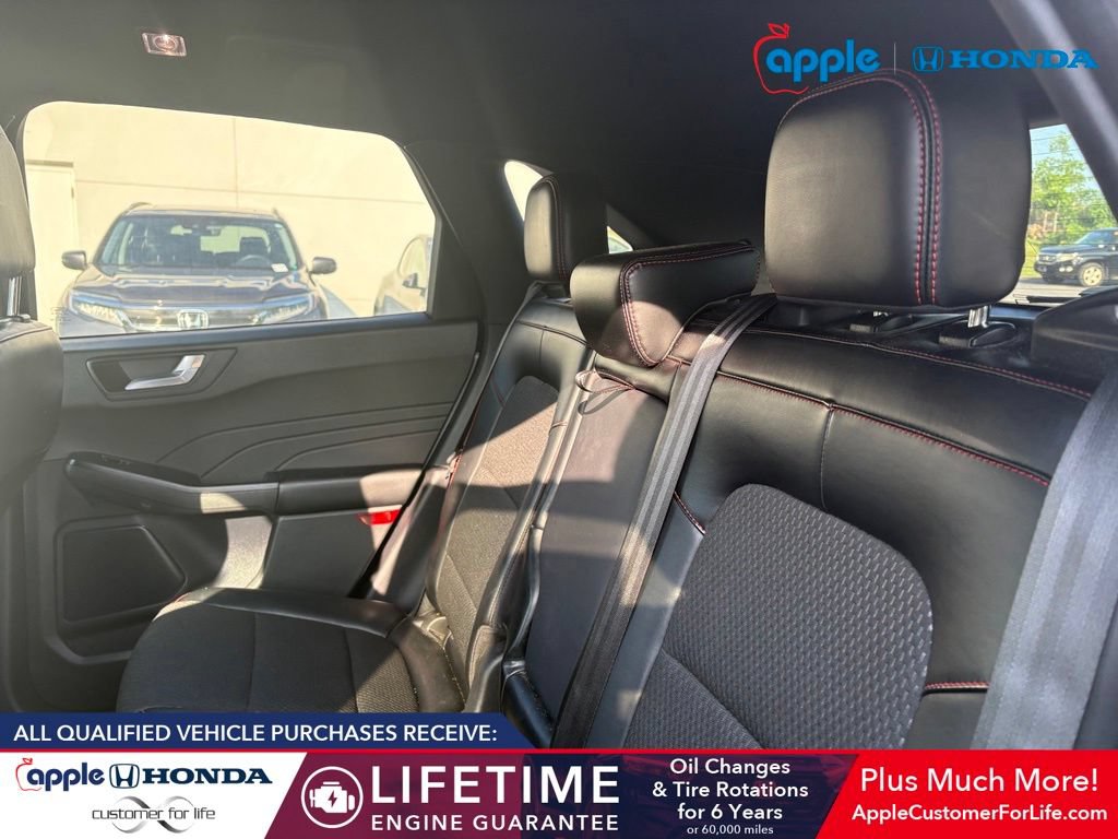 Used 2024 Ford Escape ST-Line Select w/ Tech Pack #1 AWD/4WD image 5