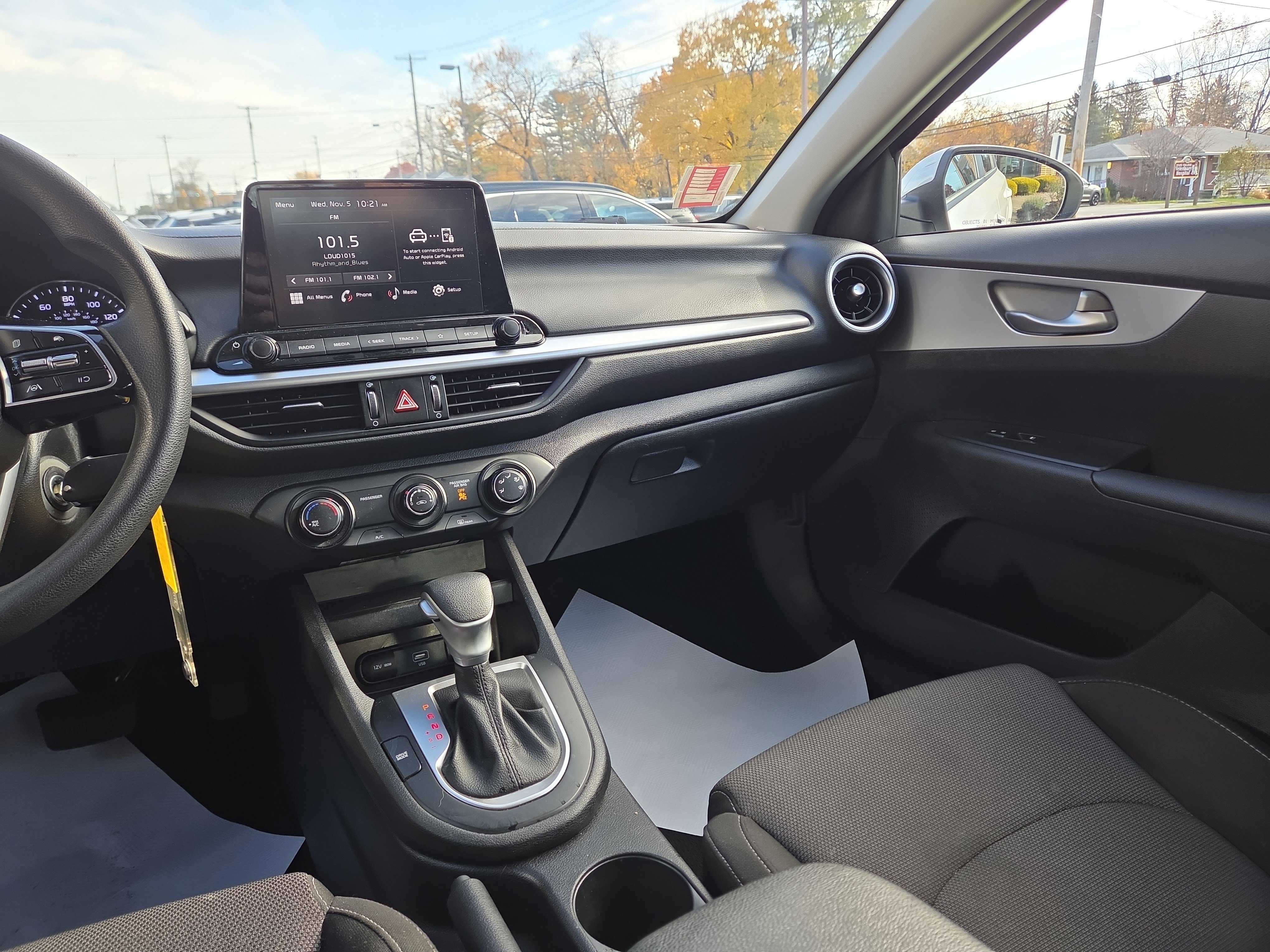 Used 2023 Kia Forte LXS image 21