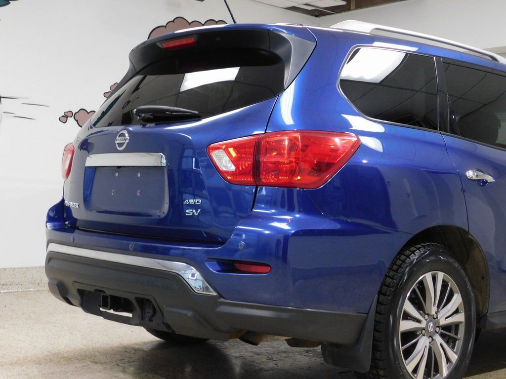 Used 2018 Nissan Pathfinder SV image 80