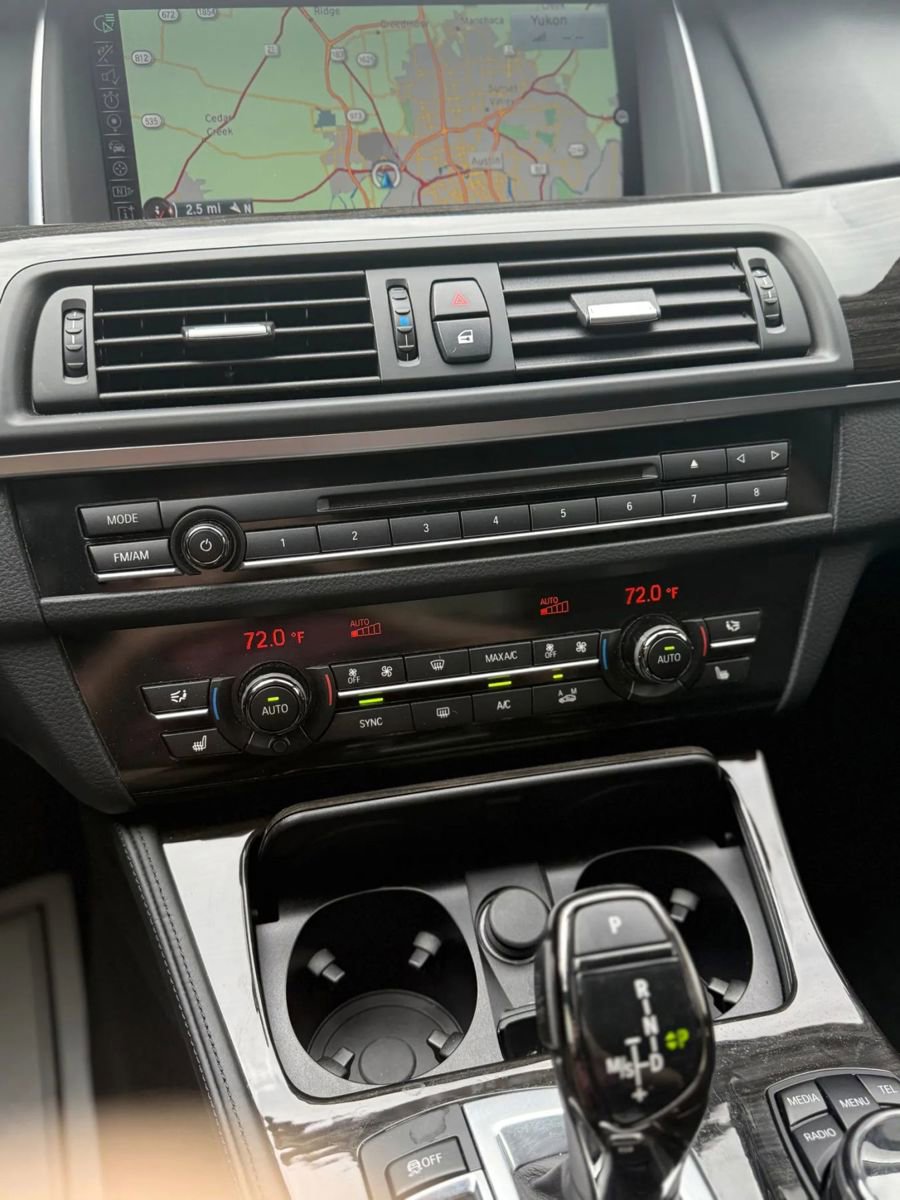 Used 2015 BMW 550i Sedan image 12