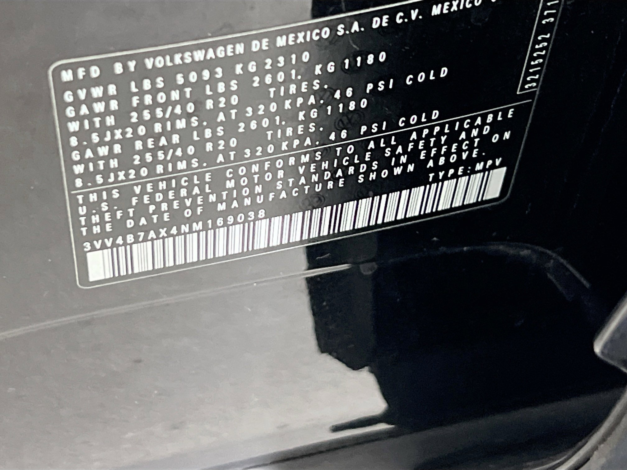 Used 2022 Volkswagen Tiguan SEL R-Line AWD/4WD image 32