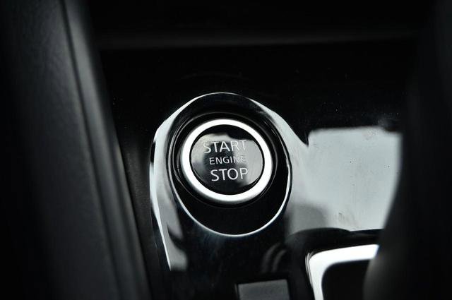 New 2025 Nissan Versa SV image 16