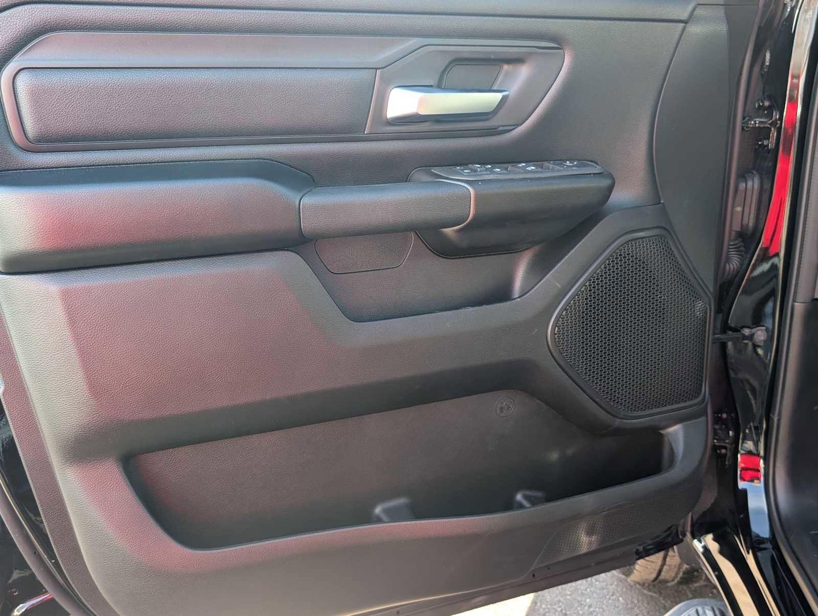 New 2026 RAM 1500 Express AWD/4WD image 6