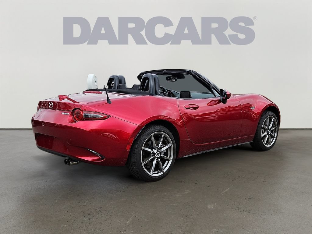 Used 2023 MAZDA MX-5 Miata Grand Touring RWD image 6
