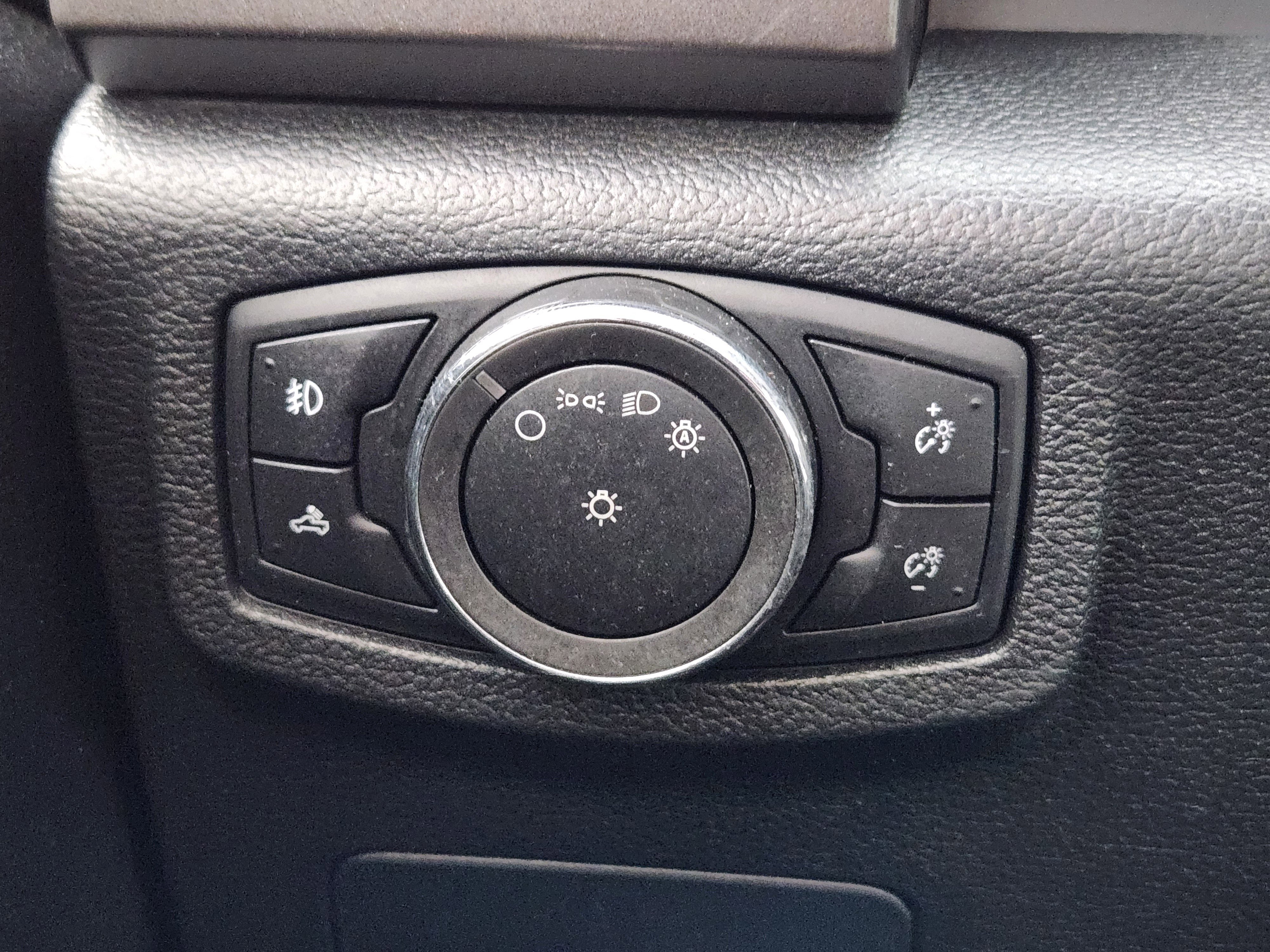 Used 2017 Ford F150 XLT w/ Equipment Group 302A Luxury image 27