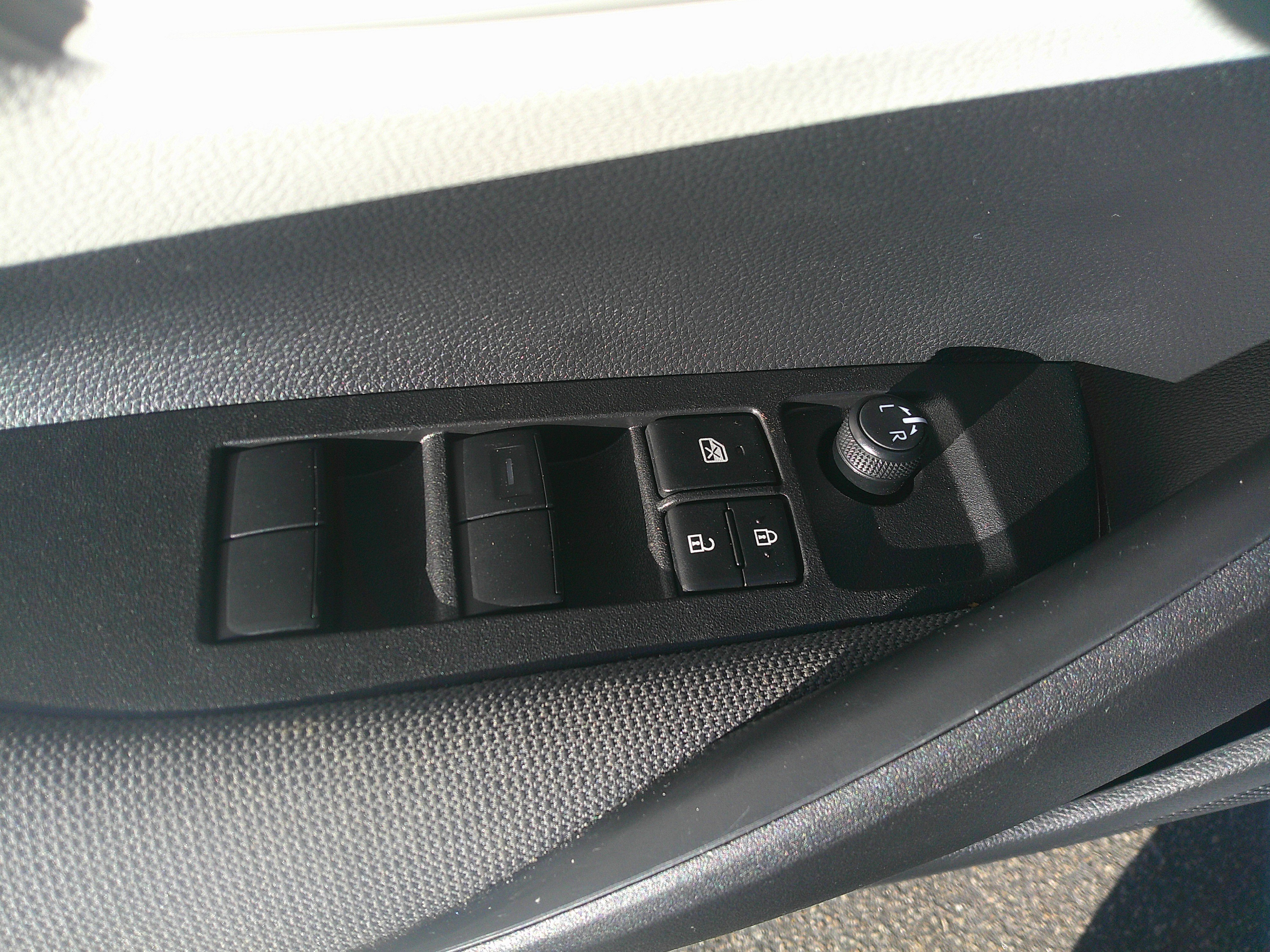 Used 2025 Toyota Corolla LE image 17