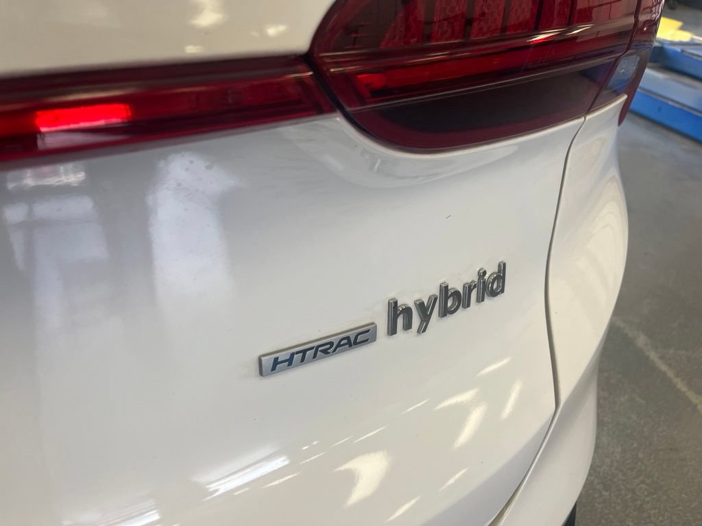 Used 2023 Hyundai Santa Fe Limited w/ Cargo Package AWD/4WD image 11