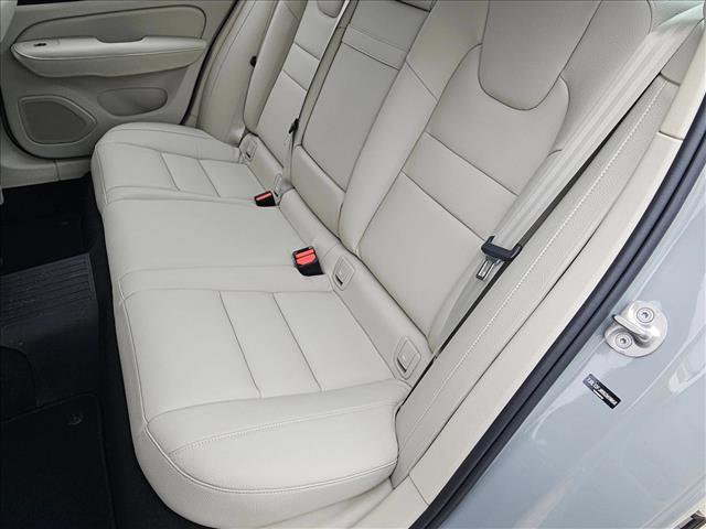 Used 2025 Volvo S60 B5 Core w/ Protection Package Premier image 15