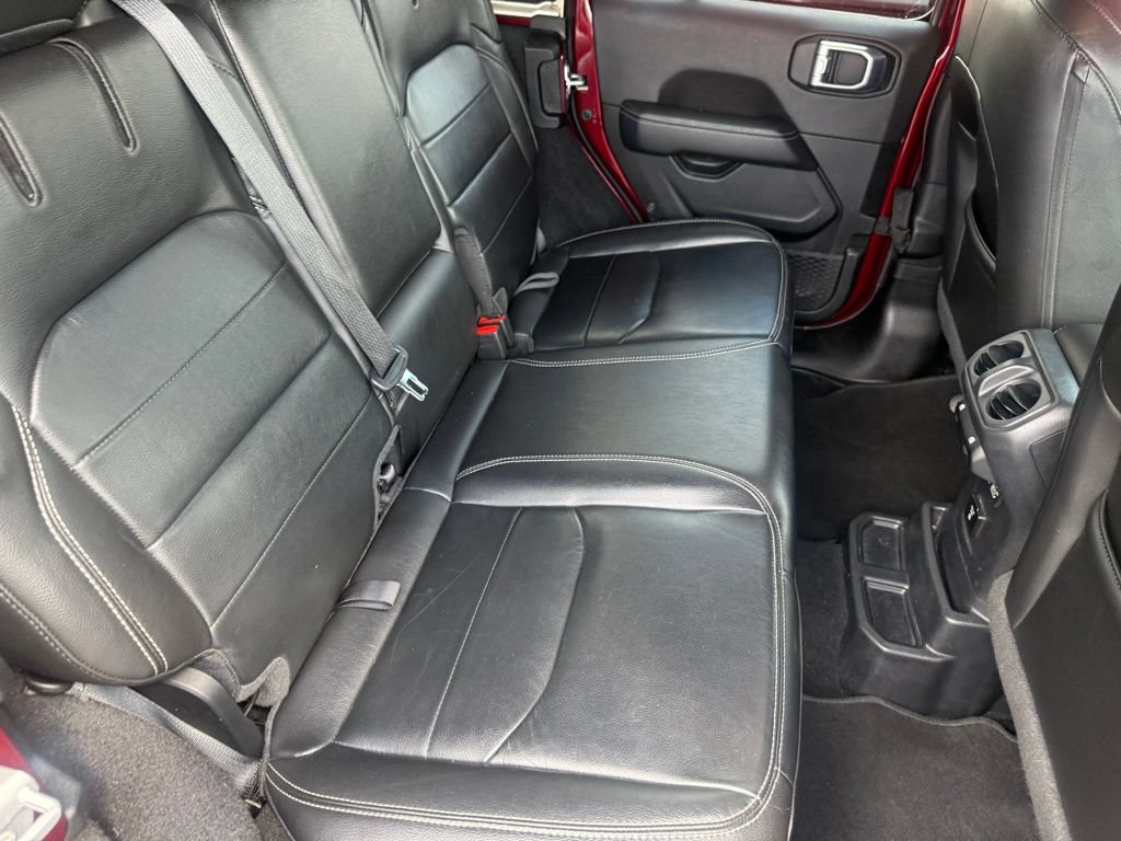 Used 2021 Jeep Wrangler Unlimited Sahara w/ Cold Weather Group AWD/4WD image 55