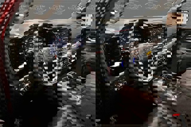 New 2026 GMC Sierra 1500 SLT w/ SLT Premium Plus Package image 9