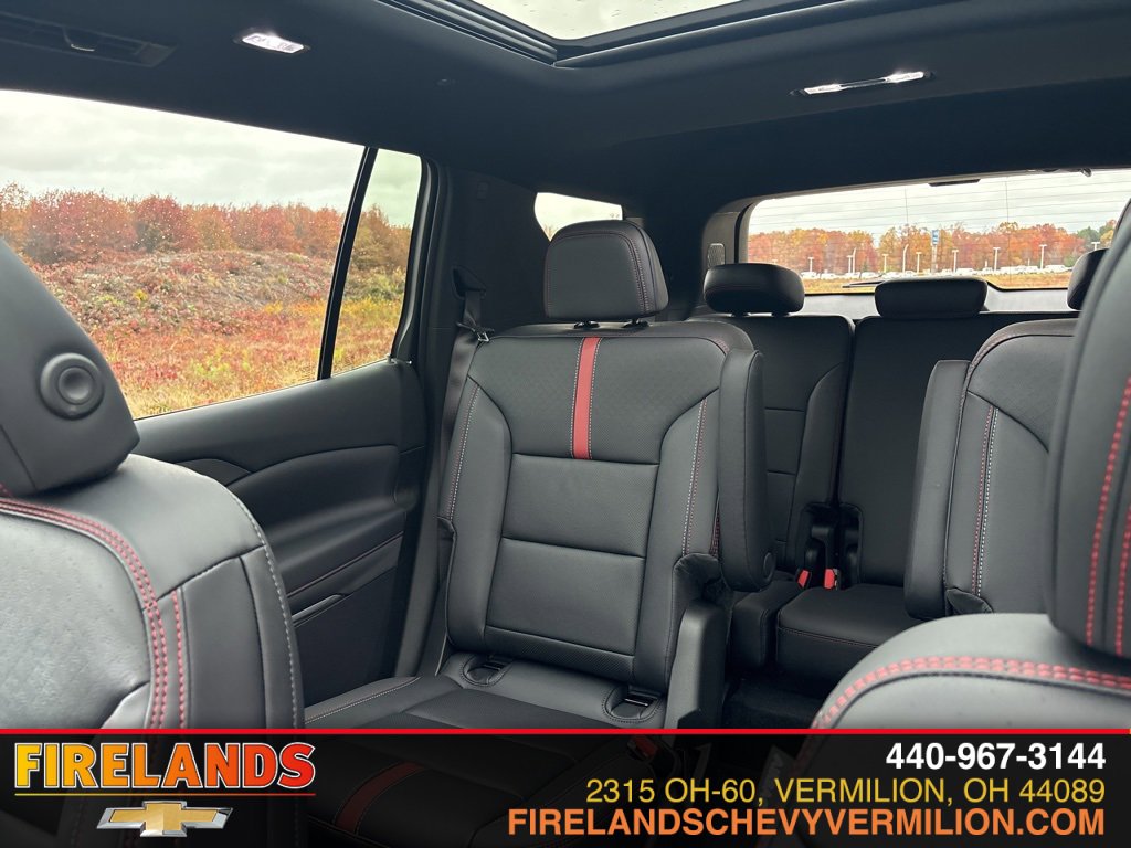 New 2026 Chevrolet Traverse RS image 38