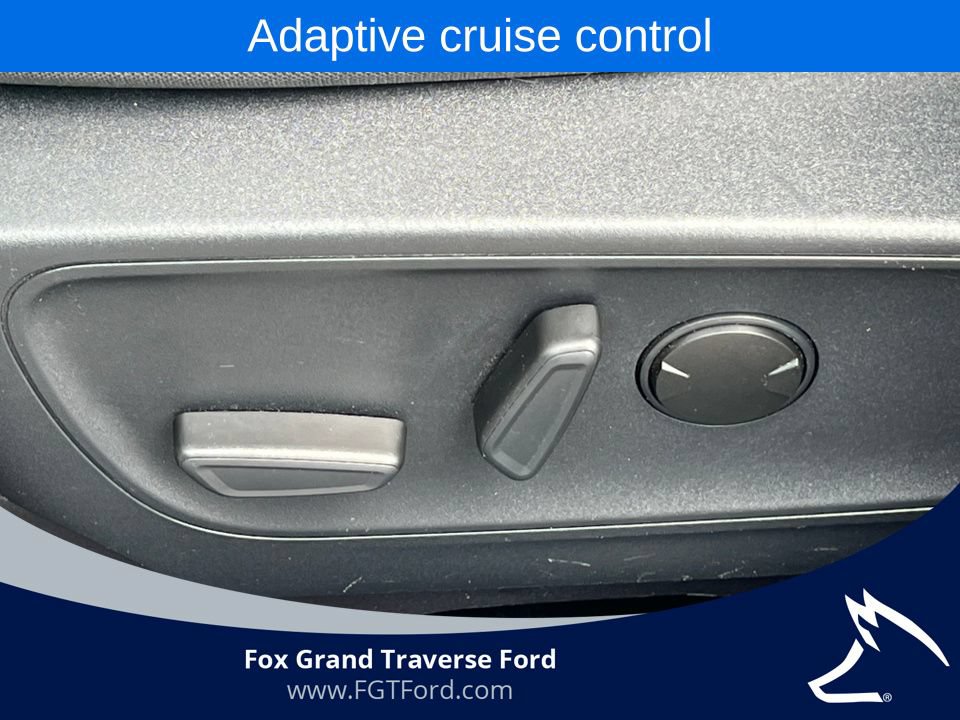 Certified 2024 Ford Escape ST-Line w/ Tech Pack #1 AWD/4WD image 9