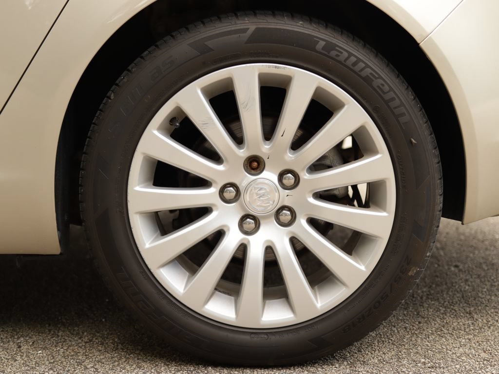 Used 2012 Buick Regal Leather FWD image 29
