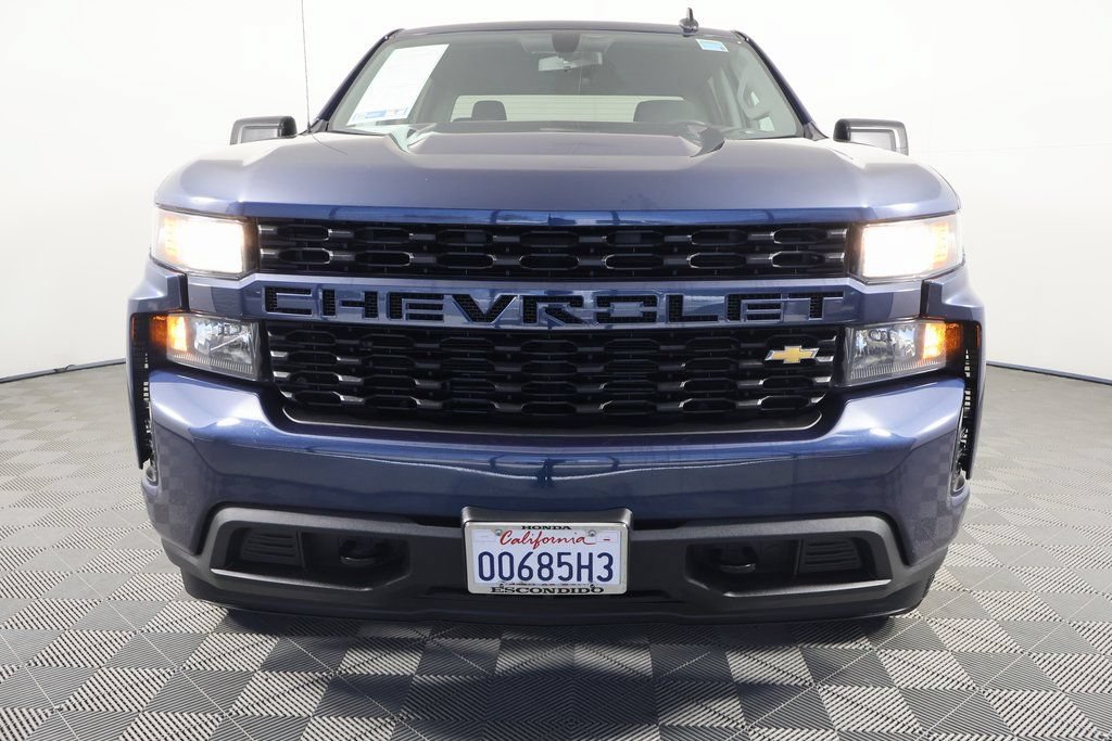 Used 2021 Chevrolet Silverado 1500 Custom RWD image 2