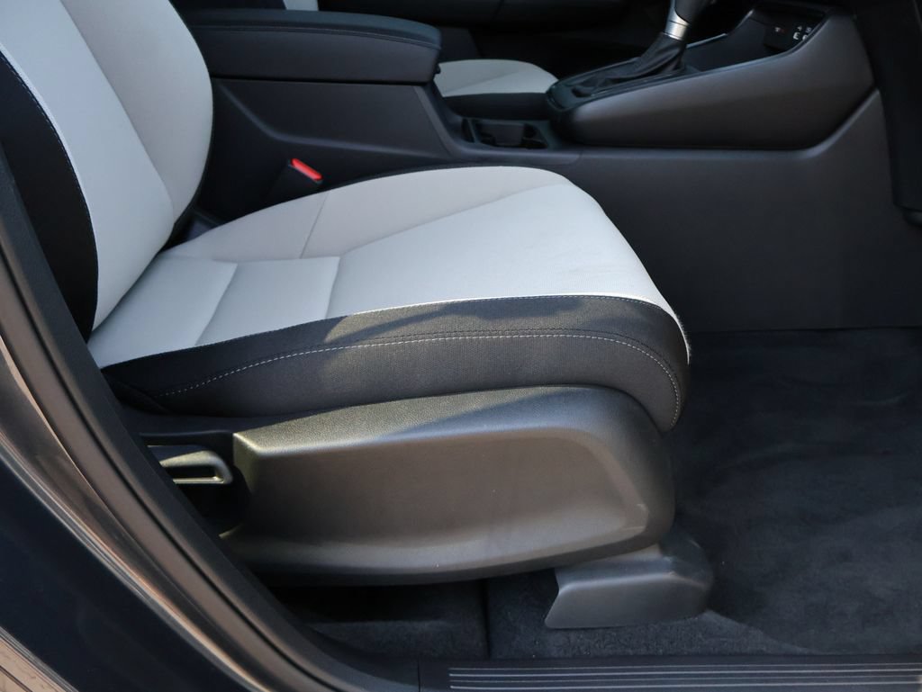 Certified 2025 Honda CR-V EX image 10