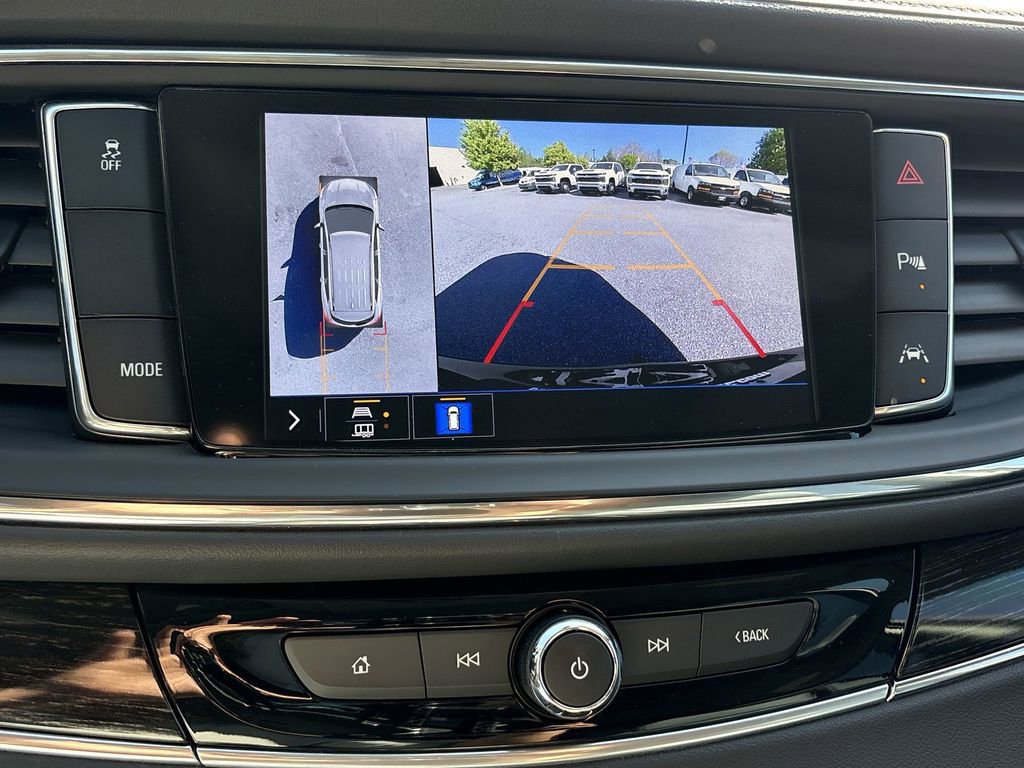 Used 2021 Buick Enclave Avenir w/ Avenir Technology Package image 18