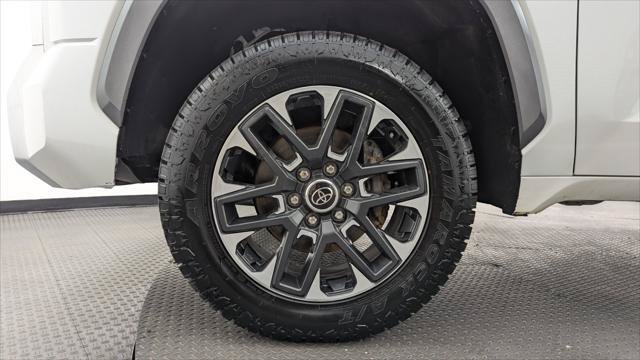 Used 2023 Toyota Tundra Limited w/ Power Package AWD/4WD image 28