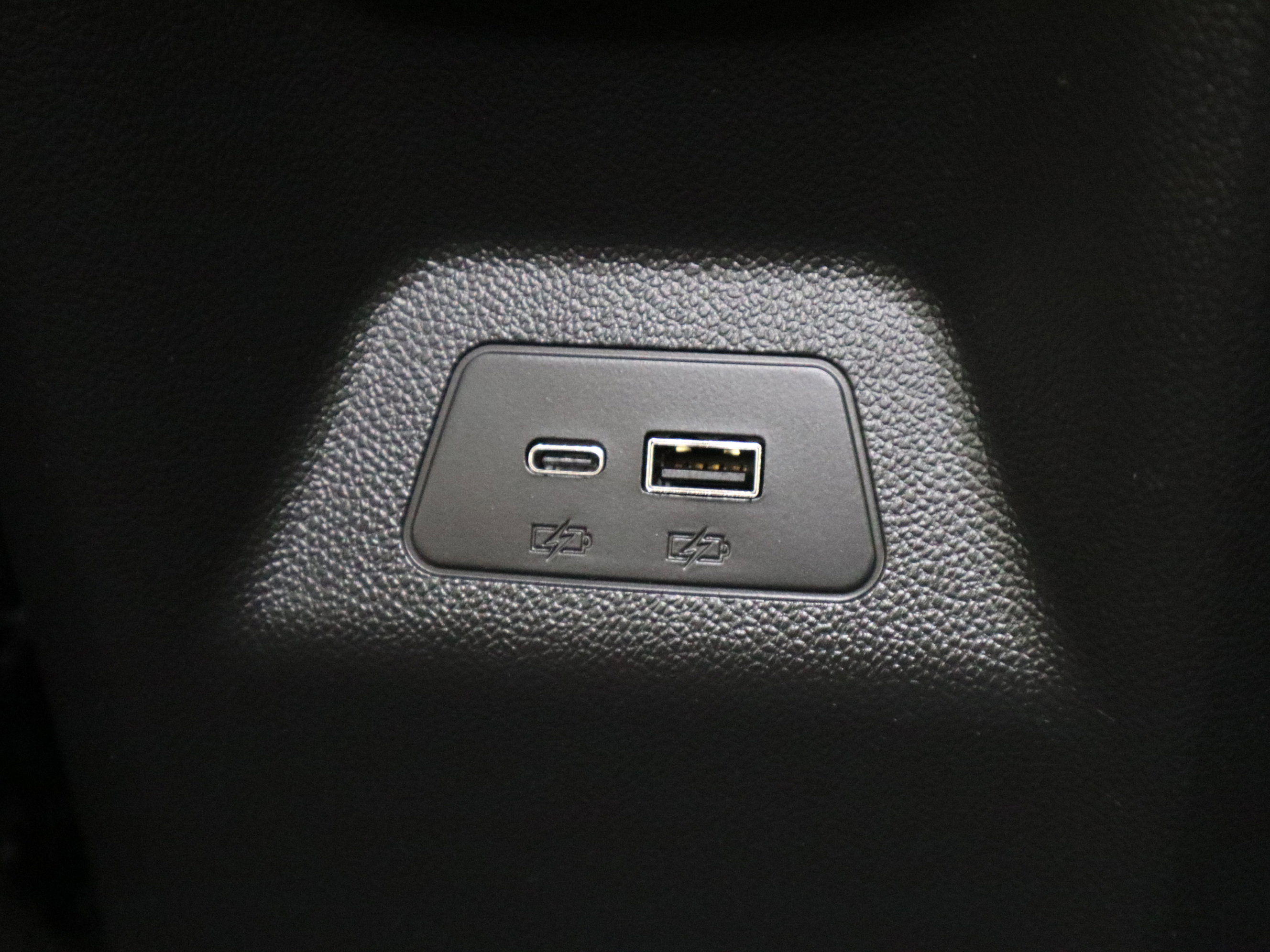 Used 2025 Buick Envision Preferred image 17