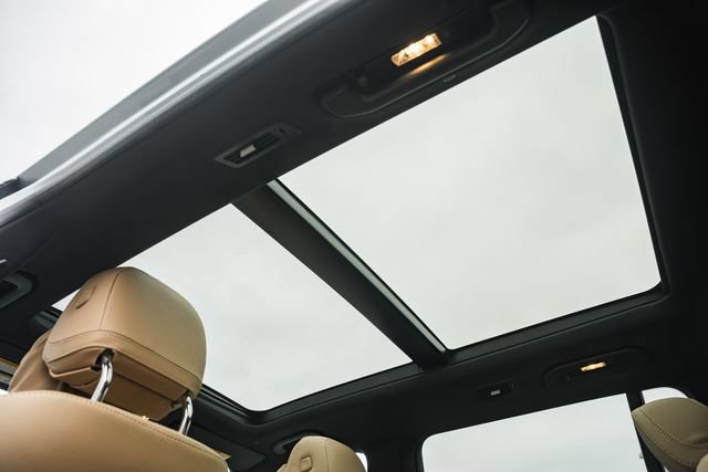 Certified 2025 Mercedes-Benz GLS 450 4MATIC image 37