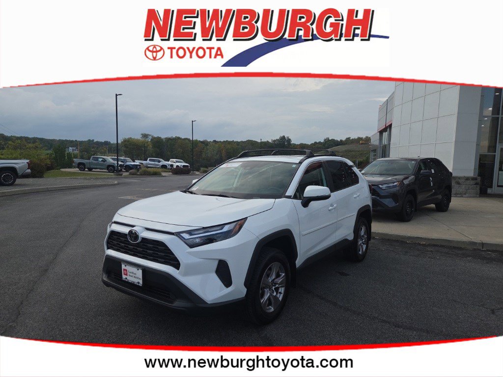 Certified 2022 Toyota RAV4 XLE image 1