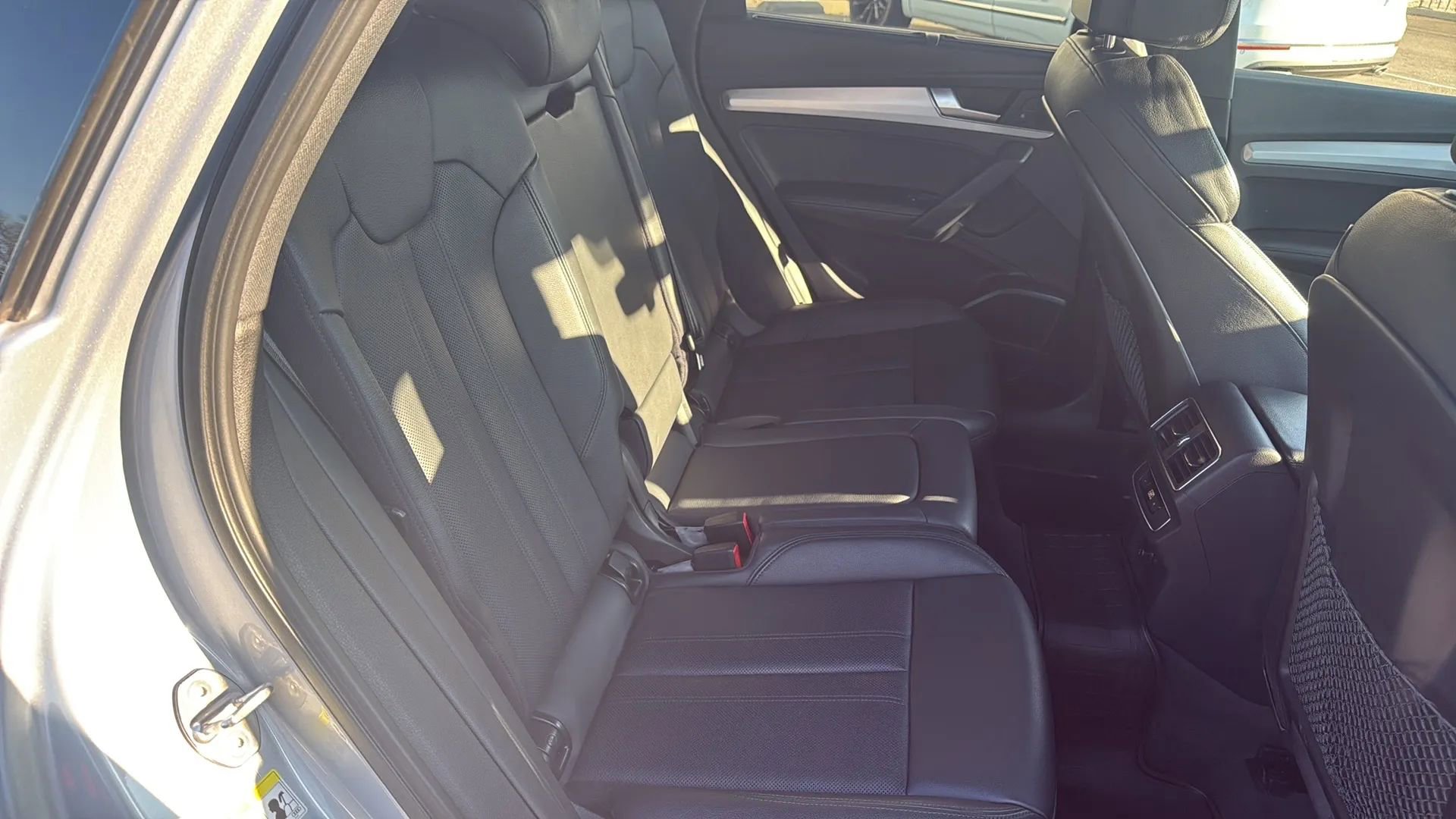 Used 2018 Audi SQ5 Prestige w/ Prestige Package AWD/4WD image 23