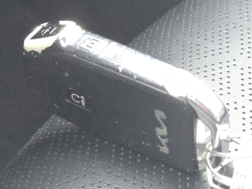 Used 2022 Kia Sorento S image 36