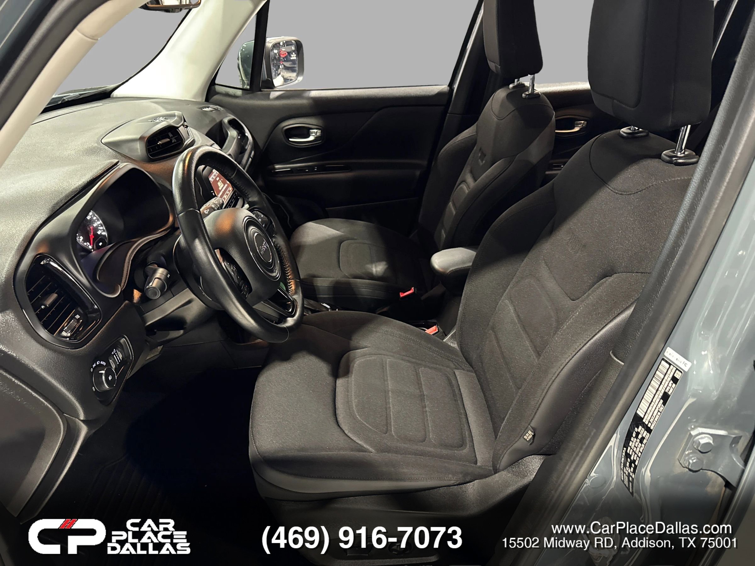 Used 2017 Jeep Renegade Altitude image 14