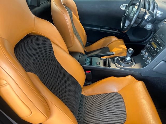 Used 2005 Nissan 350Z Grand Touring RWD image 23
