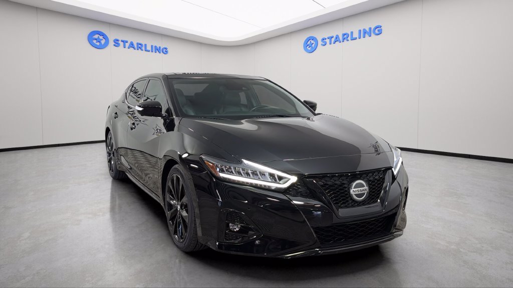 Used 2022 Nissan Maxima SR w/ Sport Mat Group FWD image 16