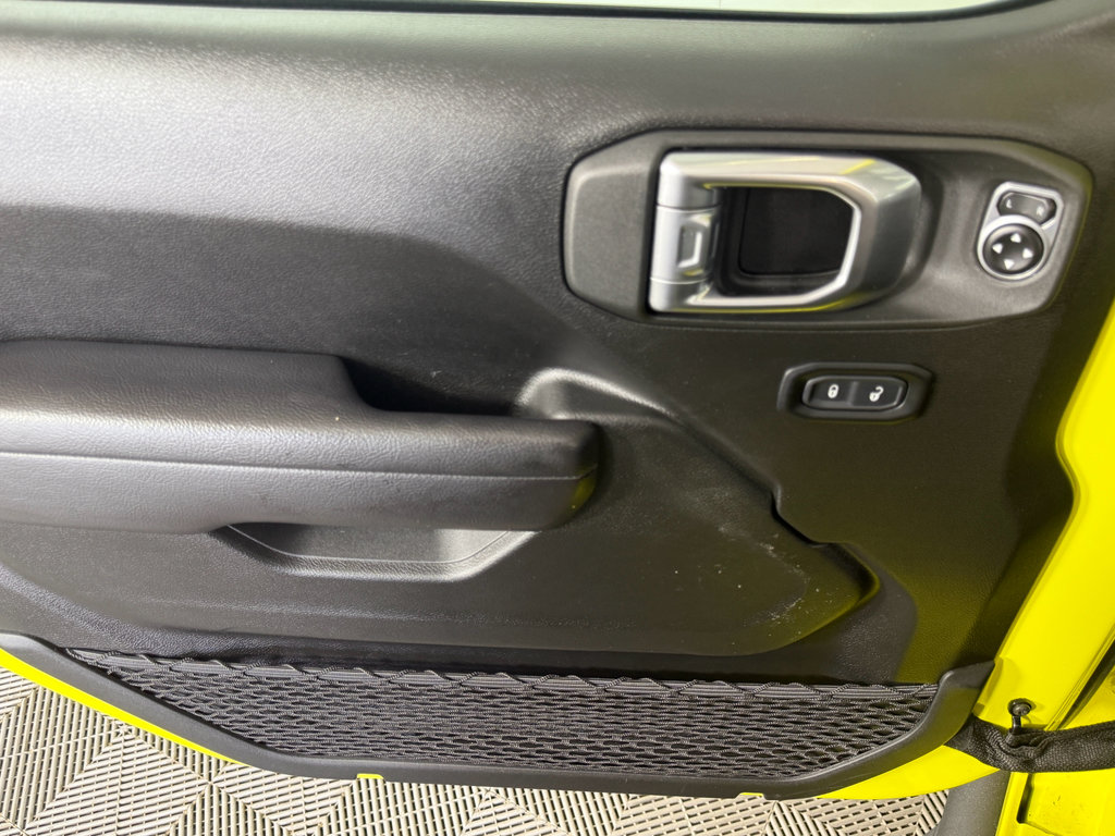 Used 2024 Jeep Wrangler Sport S image 20