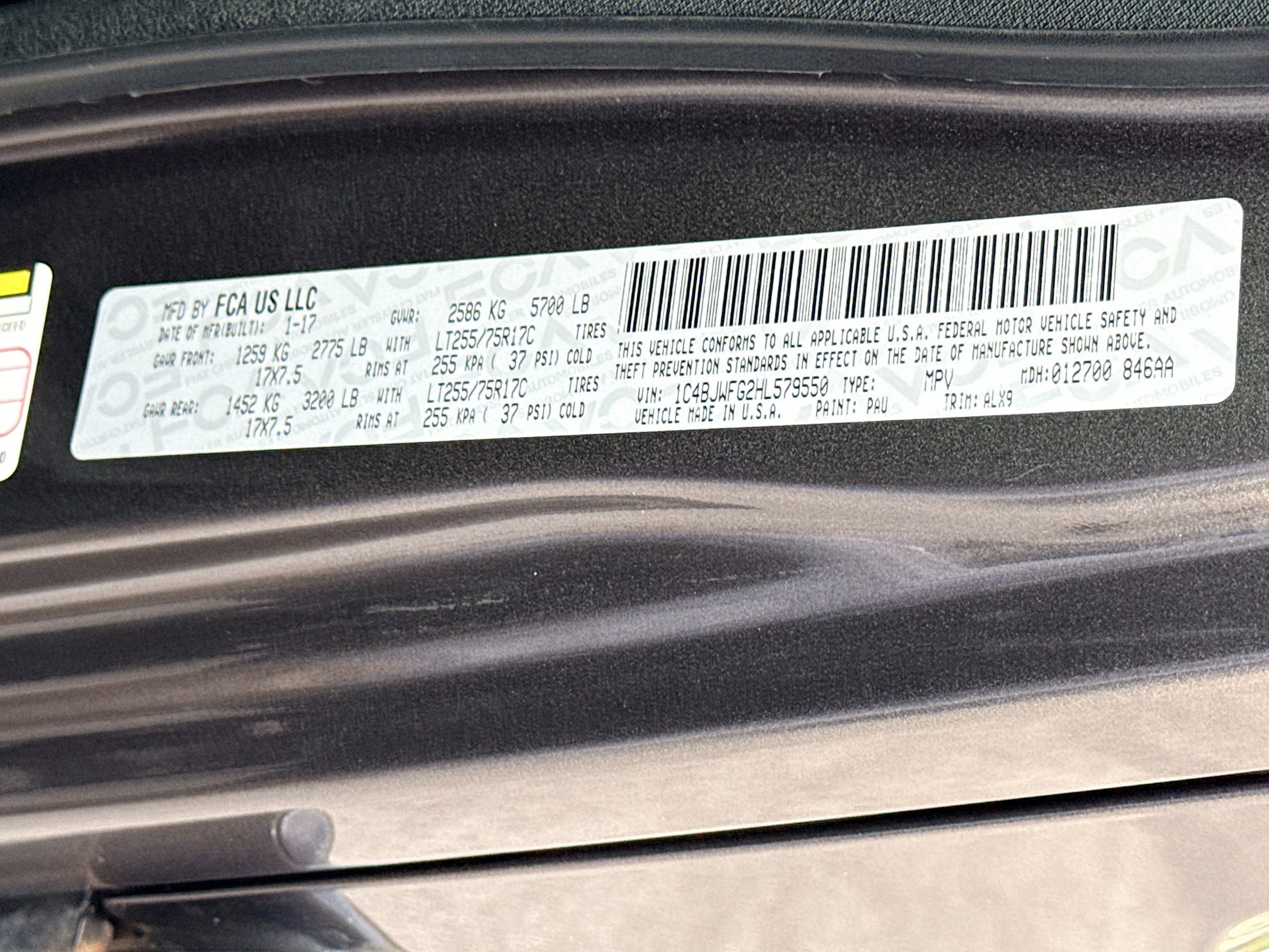 Used 2017 Jeep Wrangler Unlimited Rubicon w/ Dual Top Group AWD/4WD image 39