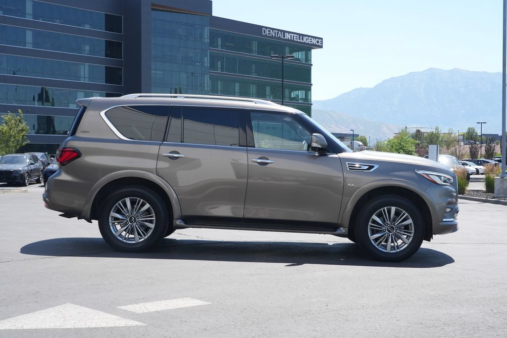Used 2019 INFINITI QX80 Luxe AWD/4WD image 6