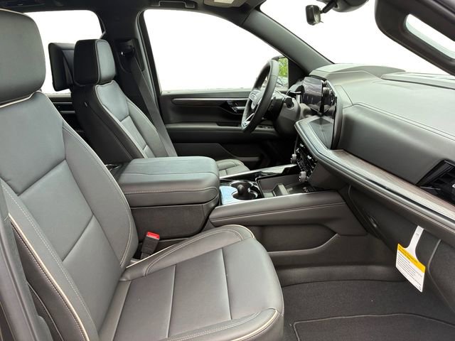 New 2026 Chevrolet Suburban Premier AWD/4WD image 13